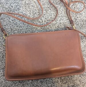 Vintage Coach British Tan Basic Bag